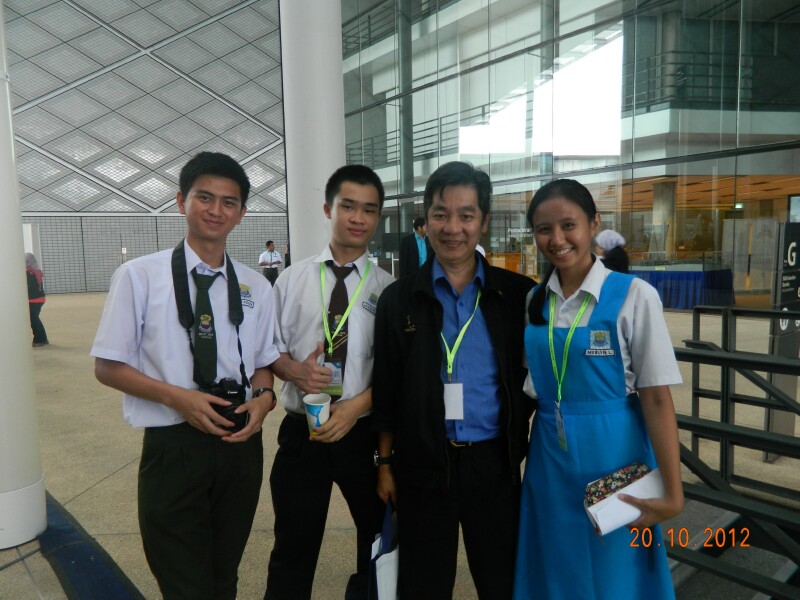 ACADREX2012 - 77 ACADREX2012 - 77